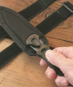 CRKT A.G. Russell Sting CR2020